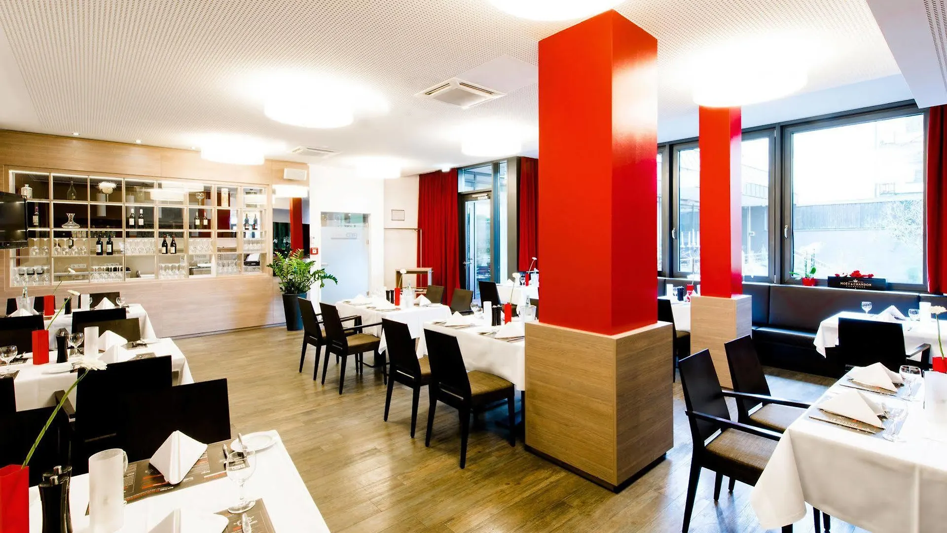 Dormero Hotel Hanower 4*,  Niemcy